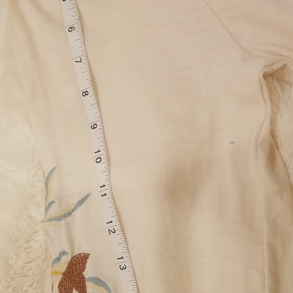NWT Solitaire Beige/Cream Embroidered Long Sleeve Top, size M - Picture 7 of 16